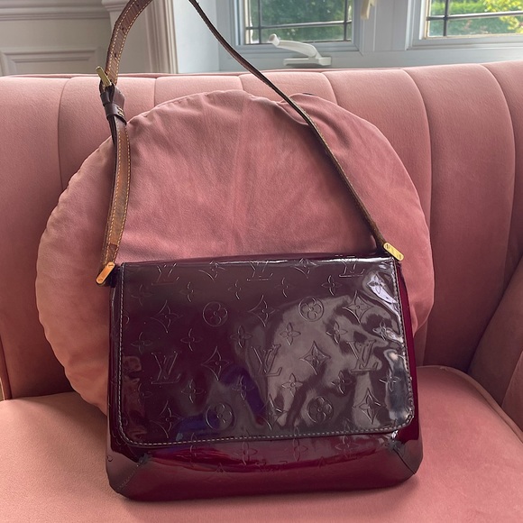 Authentic Louis Vuitton purse - Picture 2 of 10